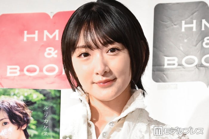 生駒里奈、“乃木坂46時代に発売”1st写真集は「乗り気ではなかった
