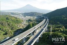 新東名6車線化完了で最高速度120km/hの本格運用開始！ 懸念点や注意点を静岡県警に聞いてみた