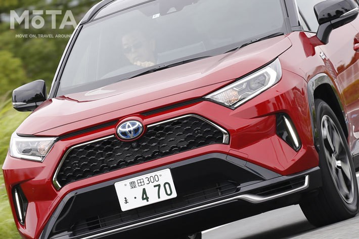 発売後すぐに受注停止になったRAV4 PHVがひそかに販売再開！ 実際に買った人にその魅力と早い納車を実現する秘訣を聞いてみた