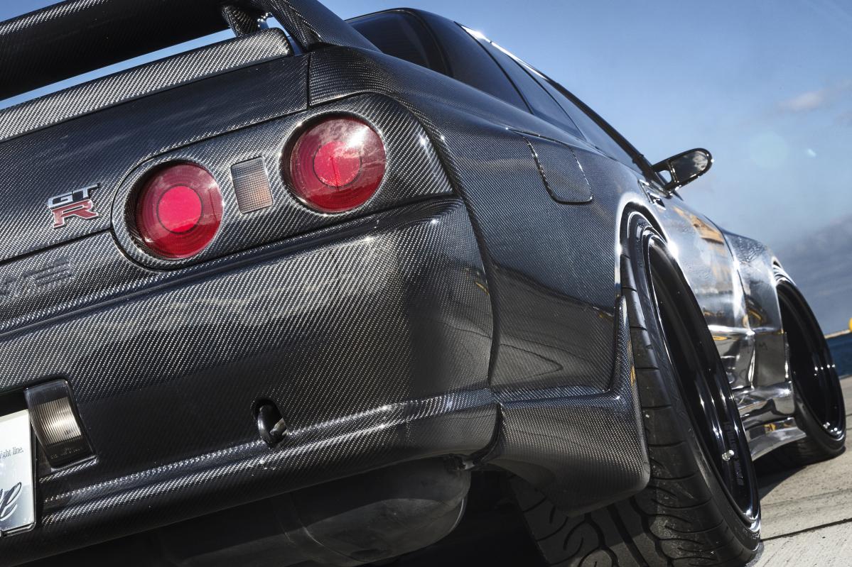フルカーボン外装のR32GT-R｜Infoseekニュース
