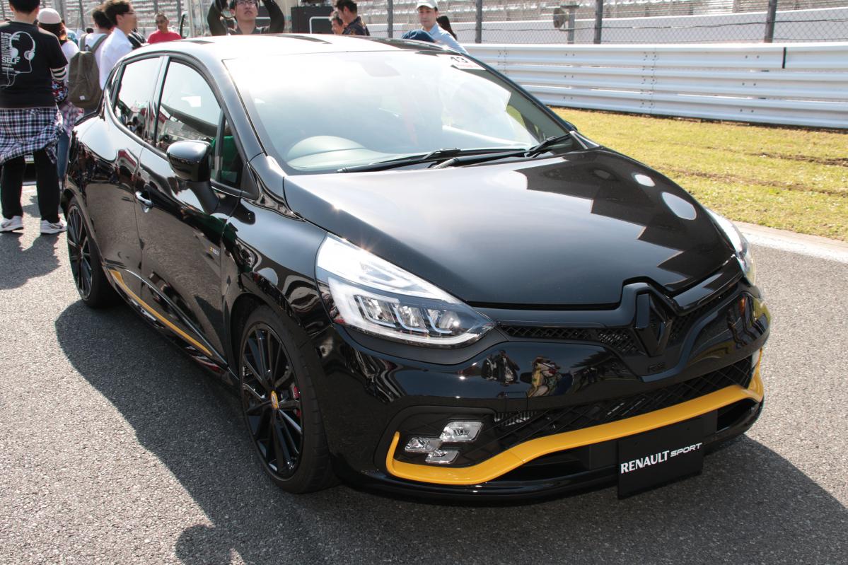 ルノー ルーテシアr S の新たな限定車 R S 18 が モーターファンフェスタ18 In 富士スピードウェイ で先行披露 記事詳細 Infoseekニュース