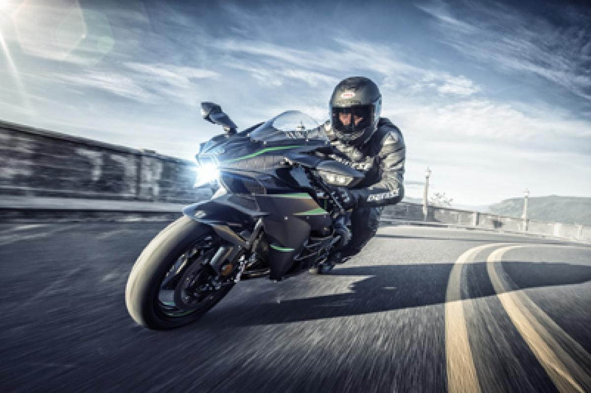 カワサキ、Ninja H2、Ninja H2 Carbon、Ninja H2Rに2019年モデルを発売