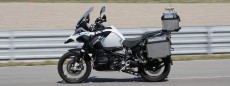 【動画】R1200GSが無人で走ってる!? BMWが自律走行バイクの分野に参入！ 