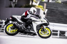 今買うべき250ccスポーツはどれか？ YZF-R25に乗って再考してみた。[YZF-R25、Ninja250、CBR250RR、GSX250R]