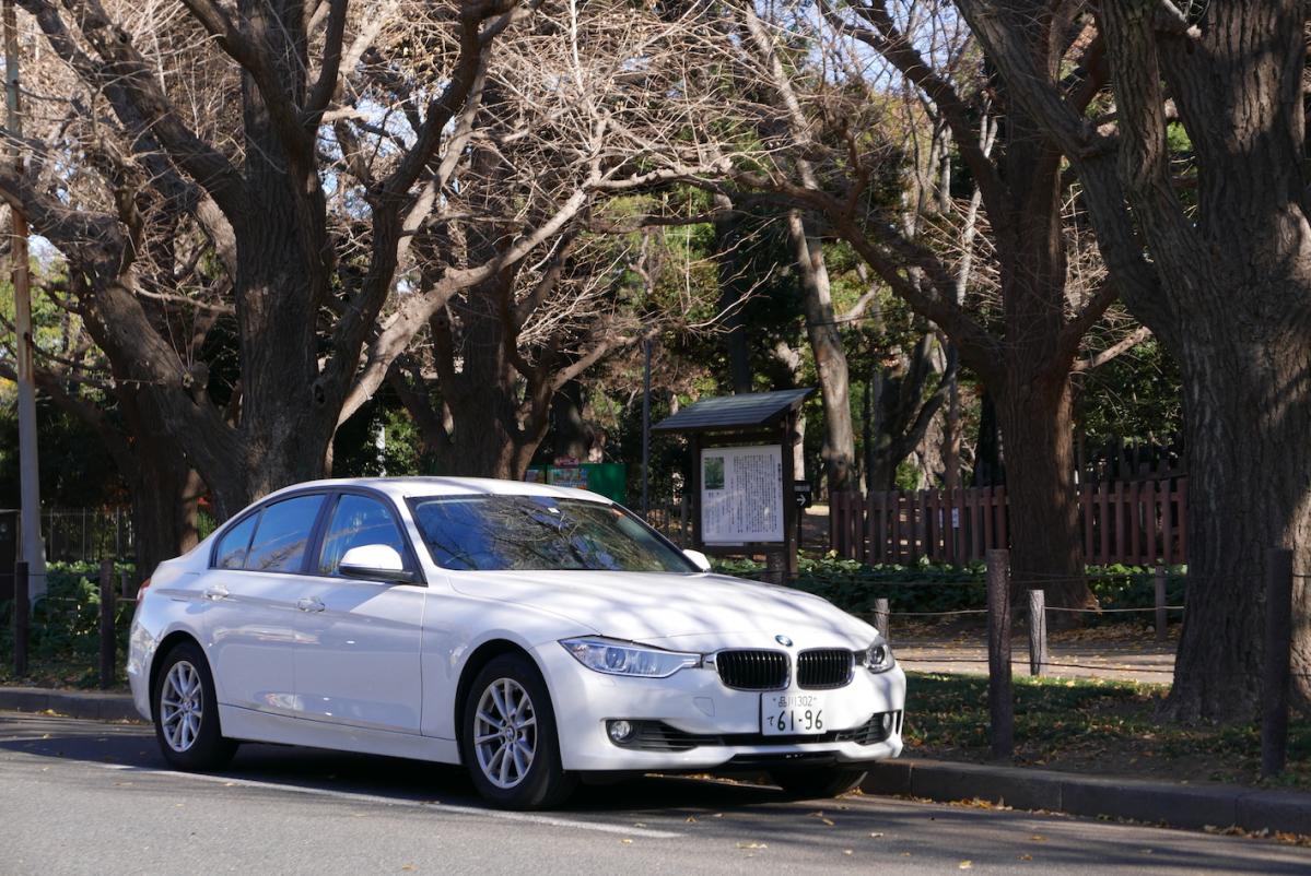 BMW 320i（SE）F30型３シリーズ前期型を5年間7万2000km走って、平均燃費は何km/ℓだったか？