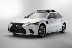 CES2019でToyota Research Institute,Incが新型自動運転車を公開