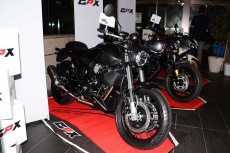 【200ccのバイクが約35万円】GPXジェントルマン200が、ネオクラシックでイイ感じ！