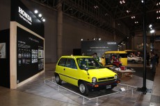 ホンダは“M・M思想”の象徴的存在、初代シティとN-VANを展示【オートモビルカウンシル2019】