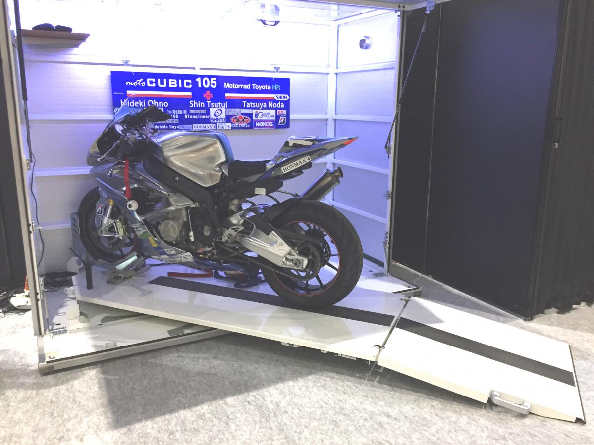 バイクガレージ 黒 耐候性素材 施錠可能 バイクガレージ（車庫) | 車庫・ガレージ｜合同産業株式会社