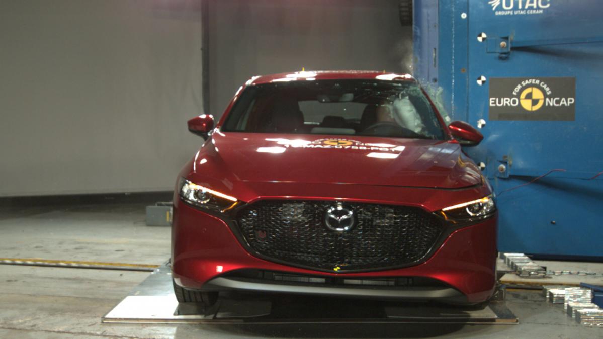 新型マツダ３（Mazda3）がEuro NCAPの衝突安全性試験で最高評価の5つ星を獲得！