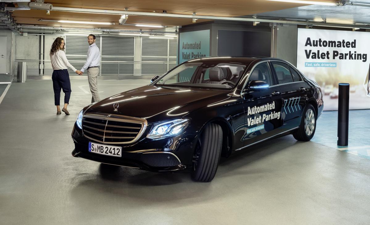 まるでナイトライダー ついに人間が監視しなくても駐車が可能に 記事詳細 Infoseekニュース