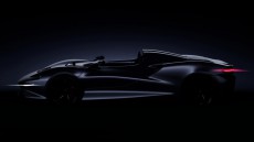 マクラーレンがアルティメットシリーズの新型車を予告！ 399台限定のロードスターモデルで登場