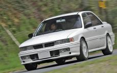 バブルが産んだ奇跡」初代ギャランVR-4の100台限定モデル“VR-4RS”を