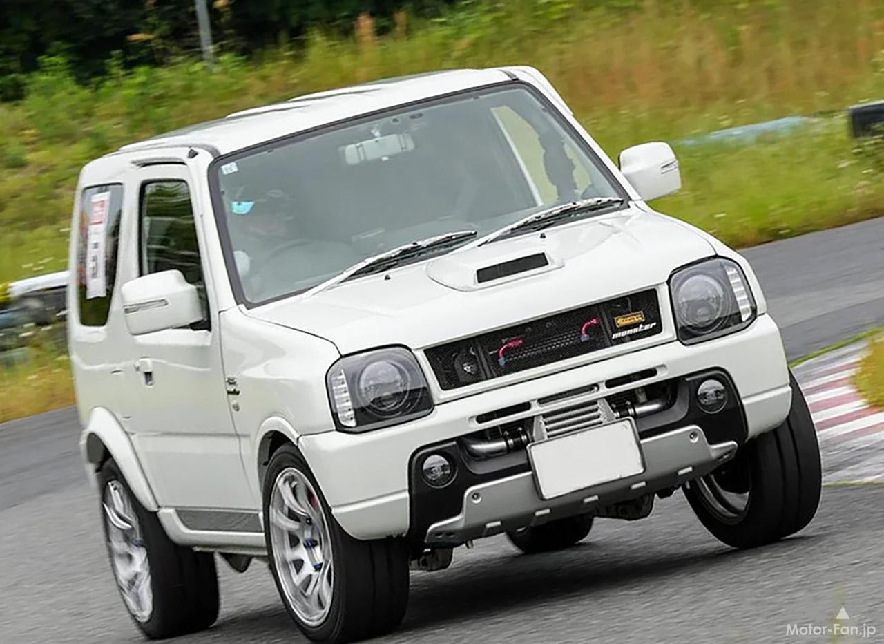 ロージム」でサーキットを疾走！ エンジンチューンやバケットシート