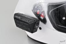 バイクヘルメット専用に開発されたドラレコ」前後フルHDの2カメラ式