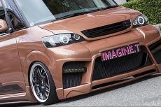 Kカー女子】「コレで軽自動車なの〜!?」イチから作り上げた奥行き感 