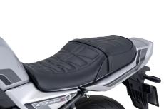 ローダウンシートなのにお尻が痛くならないヤツ！CB1000Fの足つきと