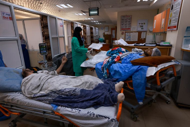 ガザ中南部で続く激しい攻撃で医療に深刻な影響——ガザに安全な場所はない