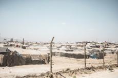 シリア：「天井のない刑務所」で続く恐怖と絶望──アルホール・キャンプ