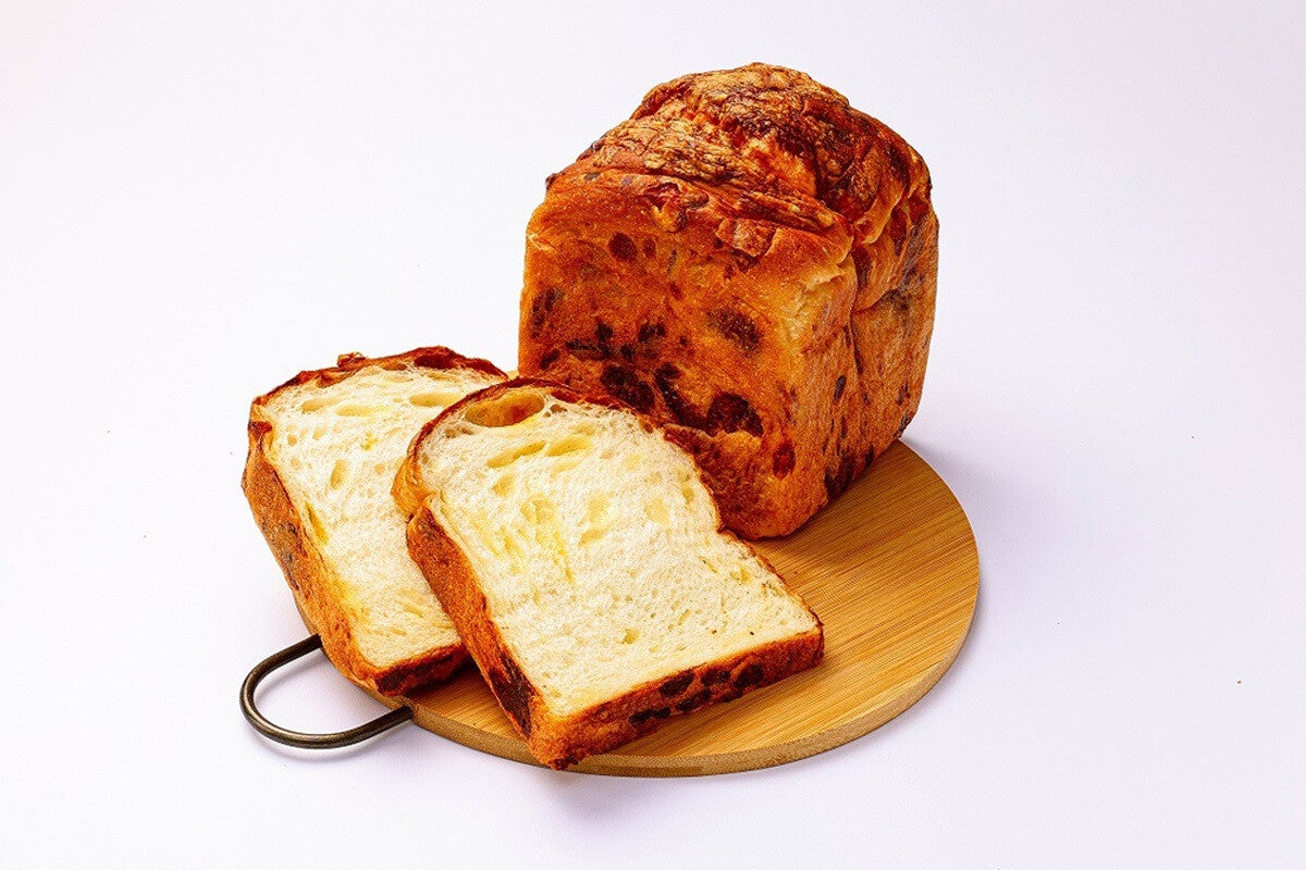 乃が美に4種類のチーズを贅沢に使った「生」食パンが数量限定で登場