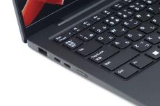 Fn・Ctrlキー逆転、コミュニケーションバー搭載で装いも新たな「ThinkPad X1 Carbon Gen 12」レビュー