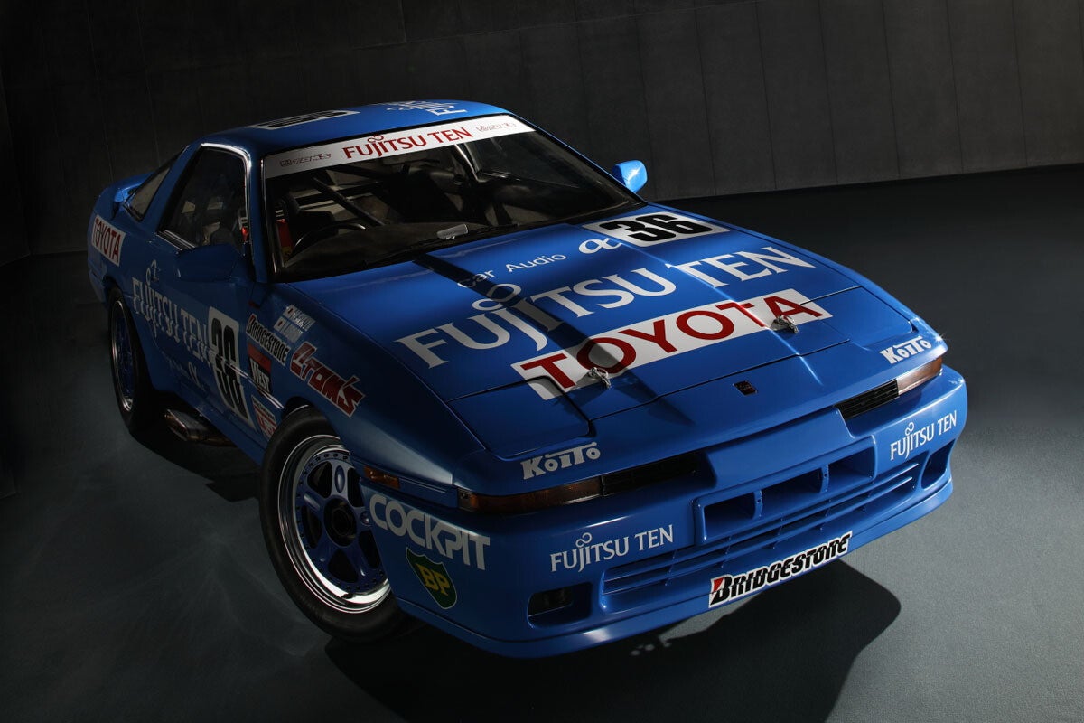 富士モータースポーツミュージアムで、レーシングカーの乗車体験学習開催