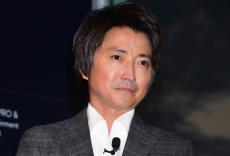 藤原竜也、舞台『ハリー・ポッター』観客100万人突破に「すごいこと」