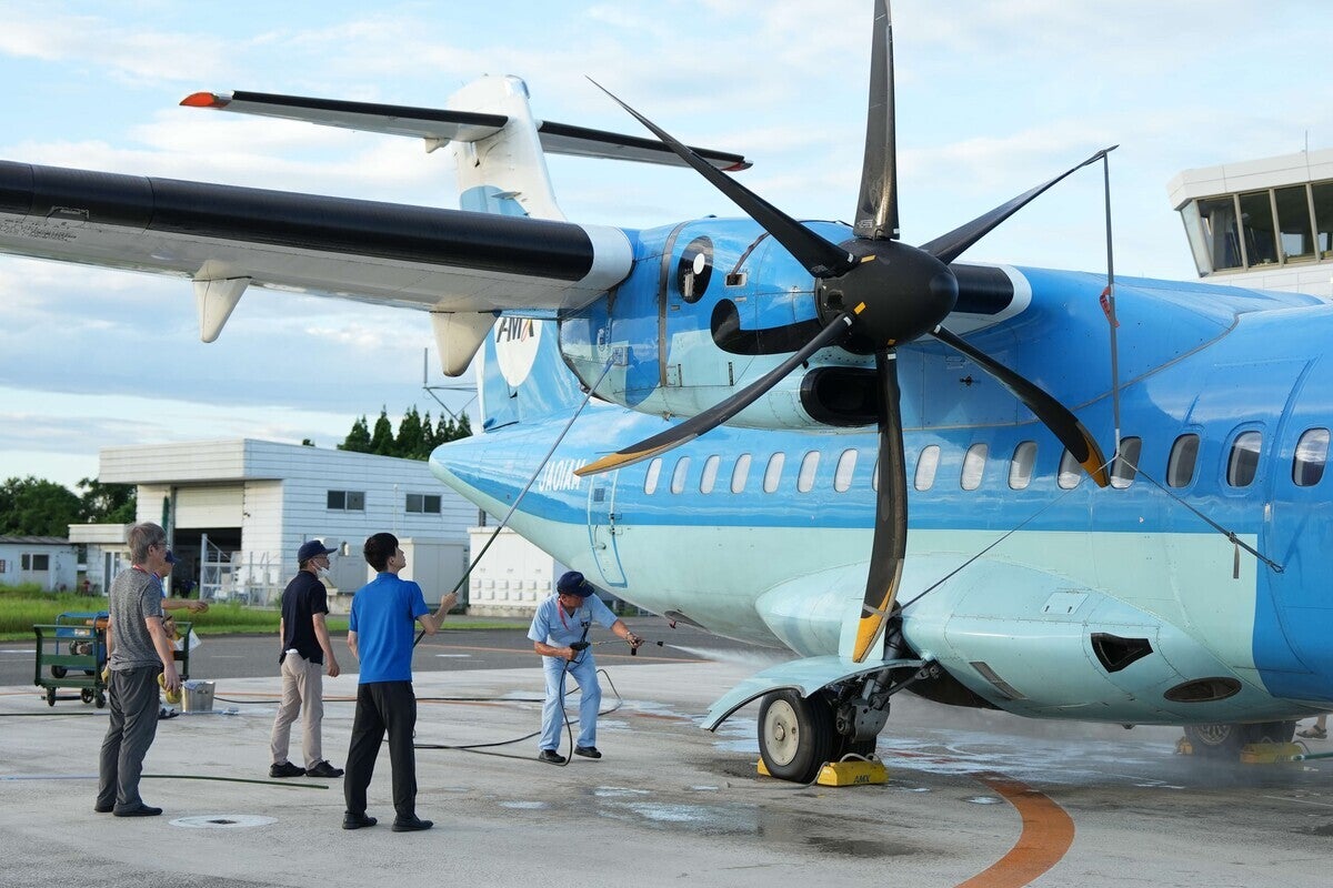 日本一小さな航空会社の“地域の翼”を守る! 熊本県天草市のふるさと納税寄附金の使い道とは?