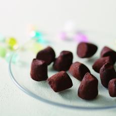 【無印良品の新作お菓子】口の中でパチパチはじける冬季限定「カカオトリュフ フィジーキャンディ」が登場