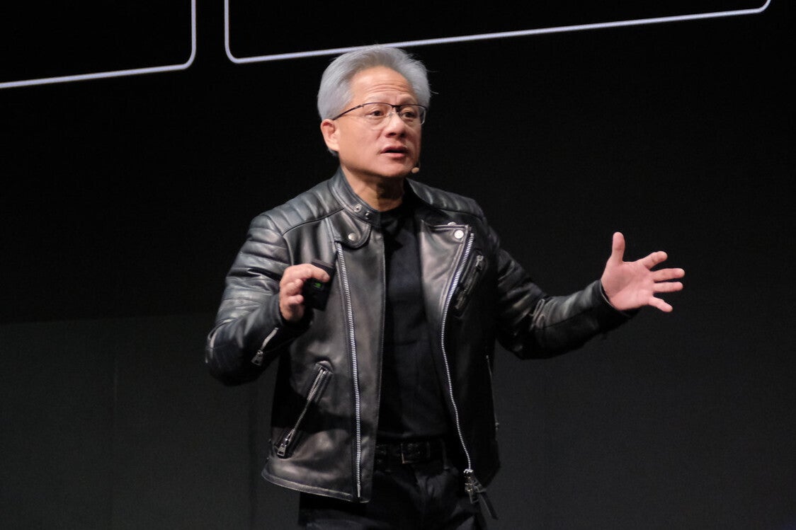 NVIDIA CEO、ジェンスン・フアン氏が来日。ソフトバンク基地局にNVIDIA AI Aerial導入で5G AI-RAN構築へ