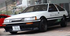 【AE86が電気自動車に!?】しかもマニュアル車! 学生ライターが謎のEVを取材