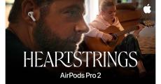 AirPods Pro 2の聴覚補助で幸せなクリスマスを　アップルが動画広告『心に響く音』公開