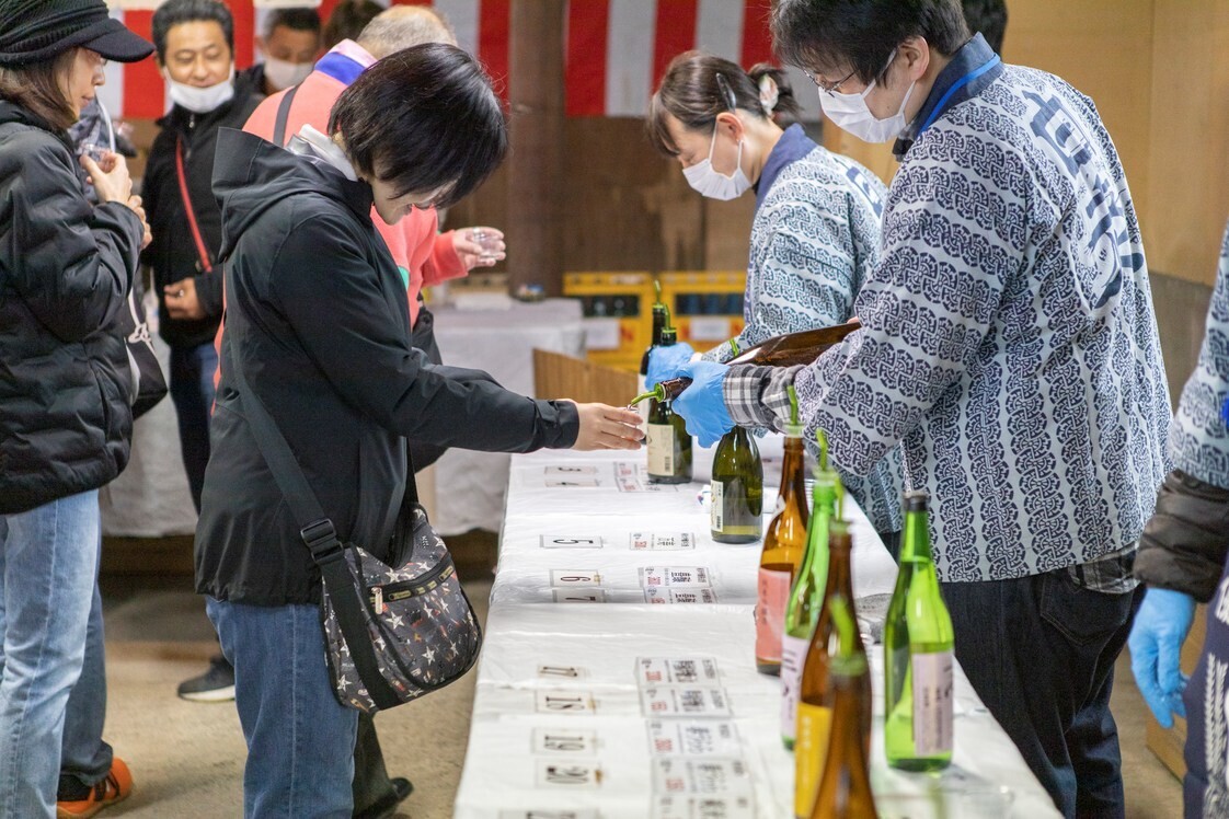 限定酒やグルメを楽しめる「酒蔵開放」とは? 常滑焼とのセットは愛知県常滑市のふるさと納税返礼品に