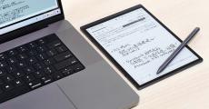 リアルタイムで文字起こし＆翻訳、しかも利用料ゼロ　異色のAIタブレットの実力