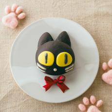 【激かわ】“ねこの日”に食べたい「木村屋總本店」の黒パンが話題 – オンライン販売も