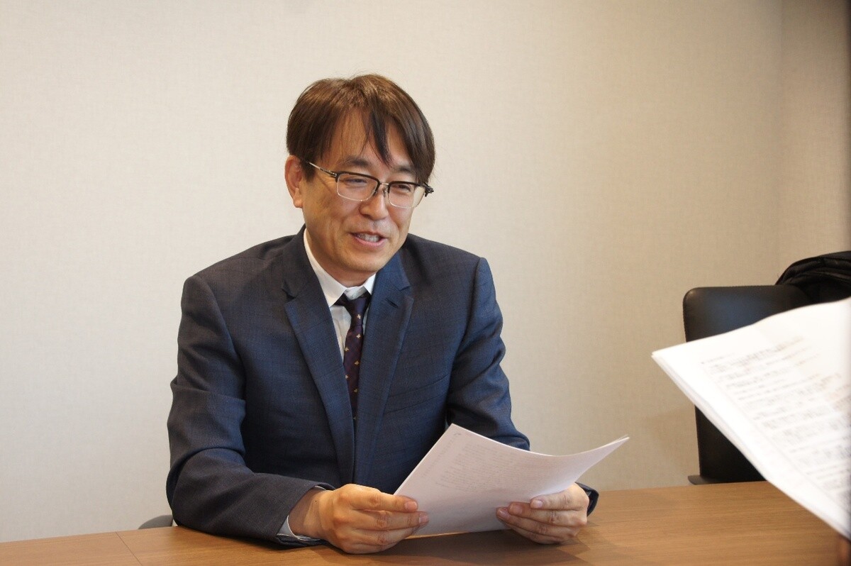 羽生善治九段　直筆【泰然自若】 Yahoo!オークション - 未使用 羽生善治 落款印入り 肉筆色紙 泰然自若