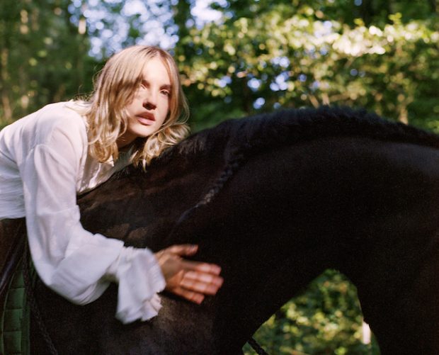 Interview with The Japanese House about “In the End It Always Does”
