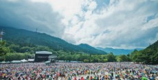 FUJI ROCK FESTIVAL’16 にザ・クロマニヨンズ、TORTOISE、TOM ODELLら出演決定