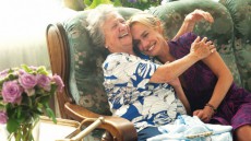 92歳の母が予告自殺!?　人生を終える決意をした女性とその家族の物語