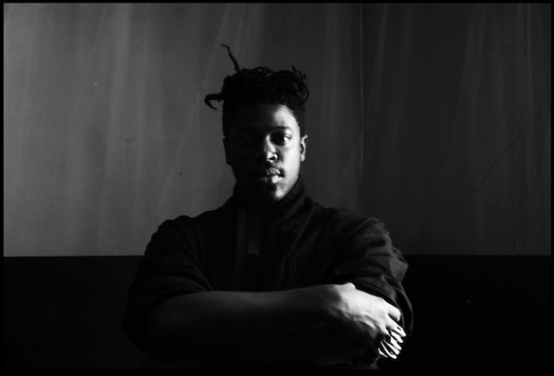 Interview with Moses Sumney about “Black In Deep Red, 2014” ／モーゼス・サムニー”Black In Deep Red, 2014”インタビュー