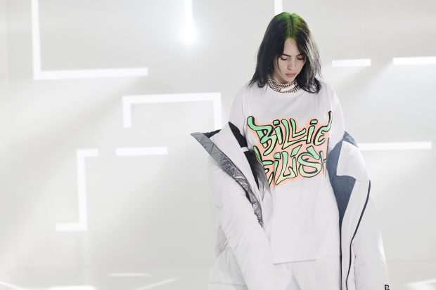 世界で最も注目される2000年代生まれシンガーBillie Eilish(ビリー・アイリッシュ)とBershkaのカプセルコレクション販売開始