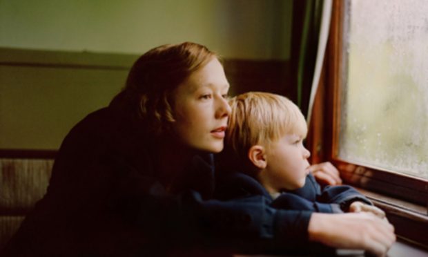 スウェーデンの児童文学作家、アストリッド・リンドグレーンの半生を映画化