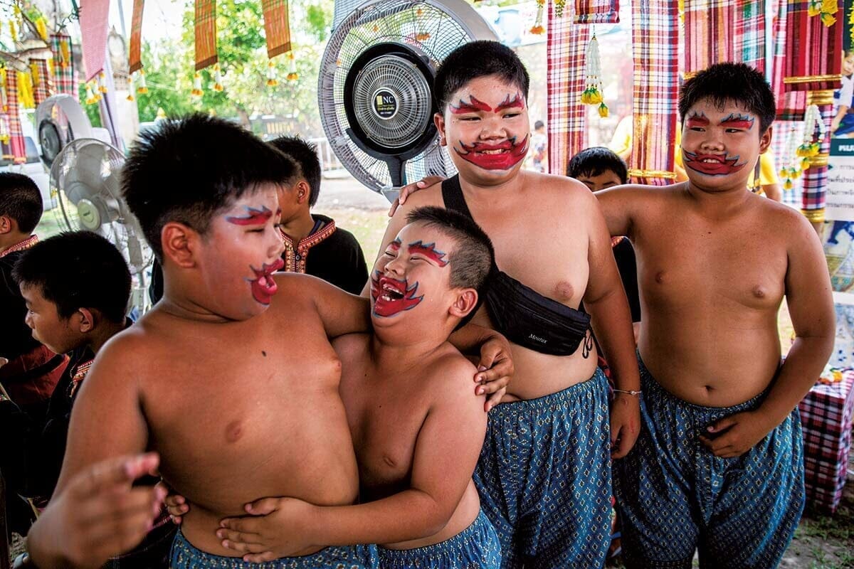 タイの旧正月の伝統行事「水かけ祭り」が開催、国中で暑気払いを楽しむ