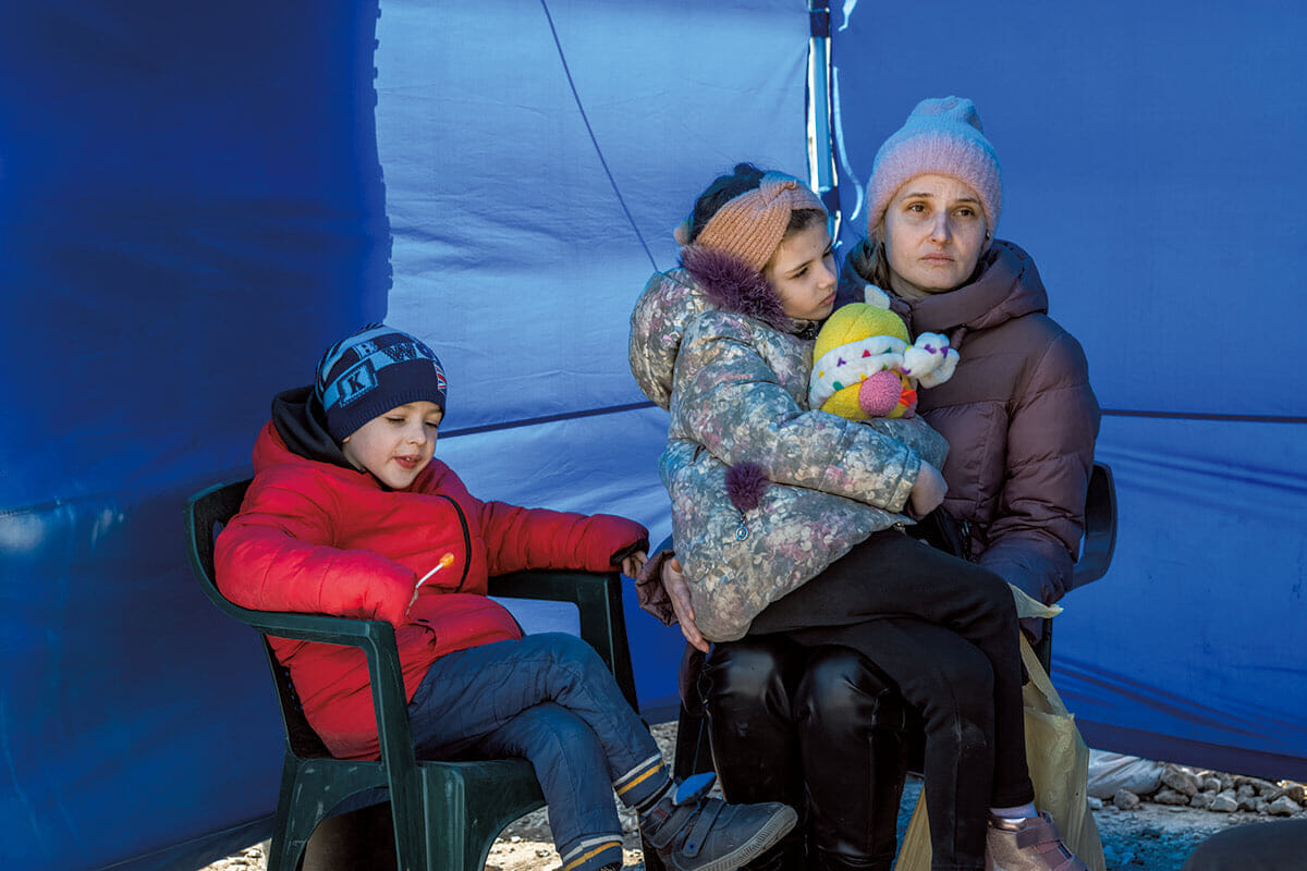 ウクライナ侵攻後、難民危機と闘う女性たちの「リアル」