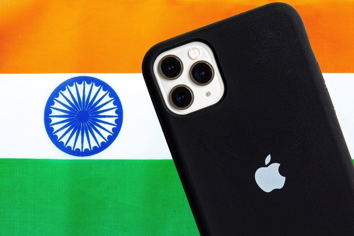 アップルが中国から手を引く理由...iPhone製造の中心はインドへ？