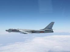 日本の航空自衛隊、中国機とロシア機に対する「緊急発進」回数を発表