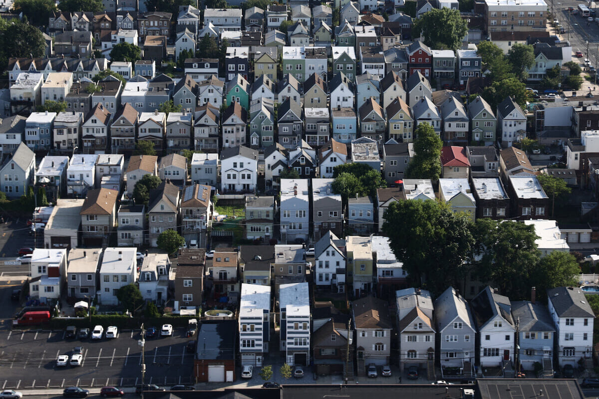 アメリカの住宅がどんどん小さくなる謎