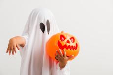 【クイズ】ハロウィンの仮装としてPinterestが「禁止」したものはどれ？