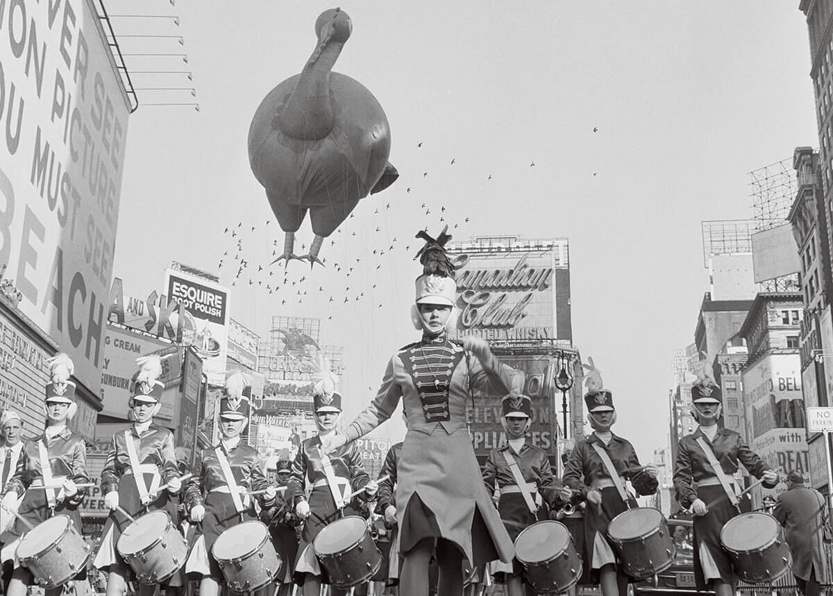 【写真特集】巨大バルーンが彩る 感謝祭パレードの100年