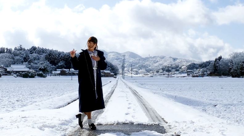 “ポニーテール美少女”が茶畑、雪景色、神社などで踊ってみた！「古都・奈良」の魅力をオリジナル楽曲に乗せてお届け【踊り手：七河みこ】